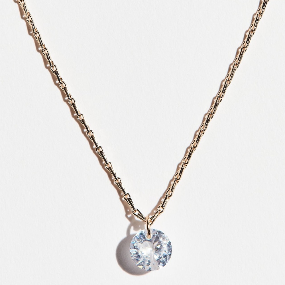 H&M RHINESTONE-PENDANT NECKLACE